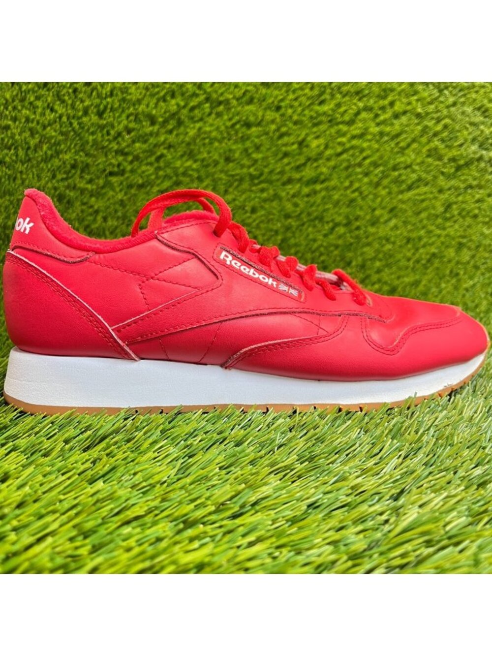 Reebok Classic Leather Mens Size 8 Red White Athletic Lifestyle Shoes Sneakers